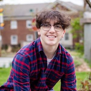 Meet your Posher, Gabe